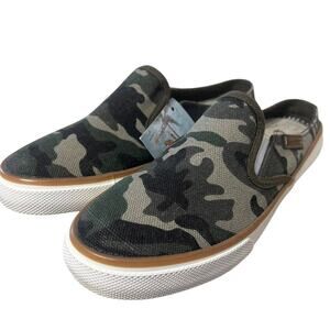 Margaritaville Canvas Shoes NWT Size (7.5)